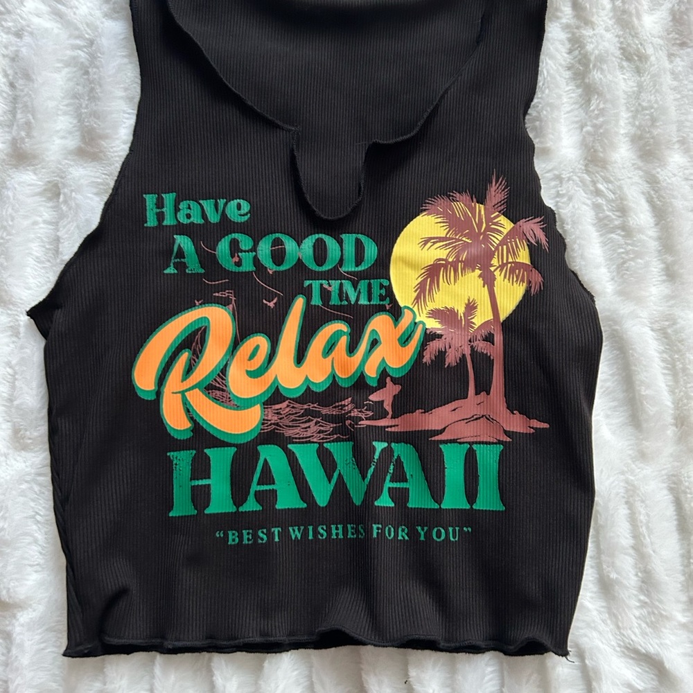 graphic cropped muscle tee